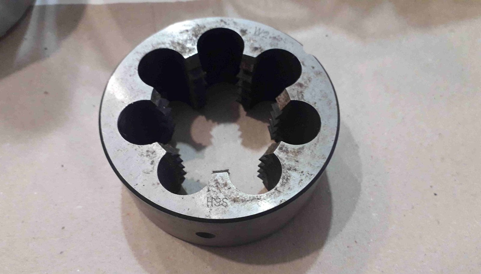 Плашка дюймовая UNC 2"-4,5