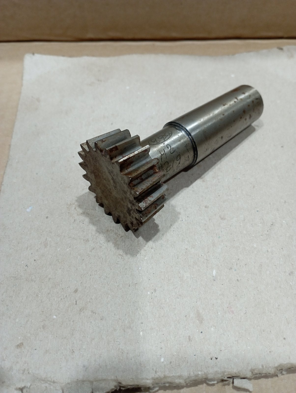 Долбяк хвостовой m2 z19, 20*