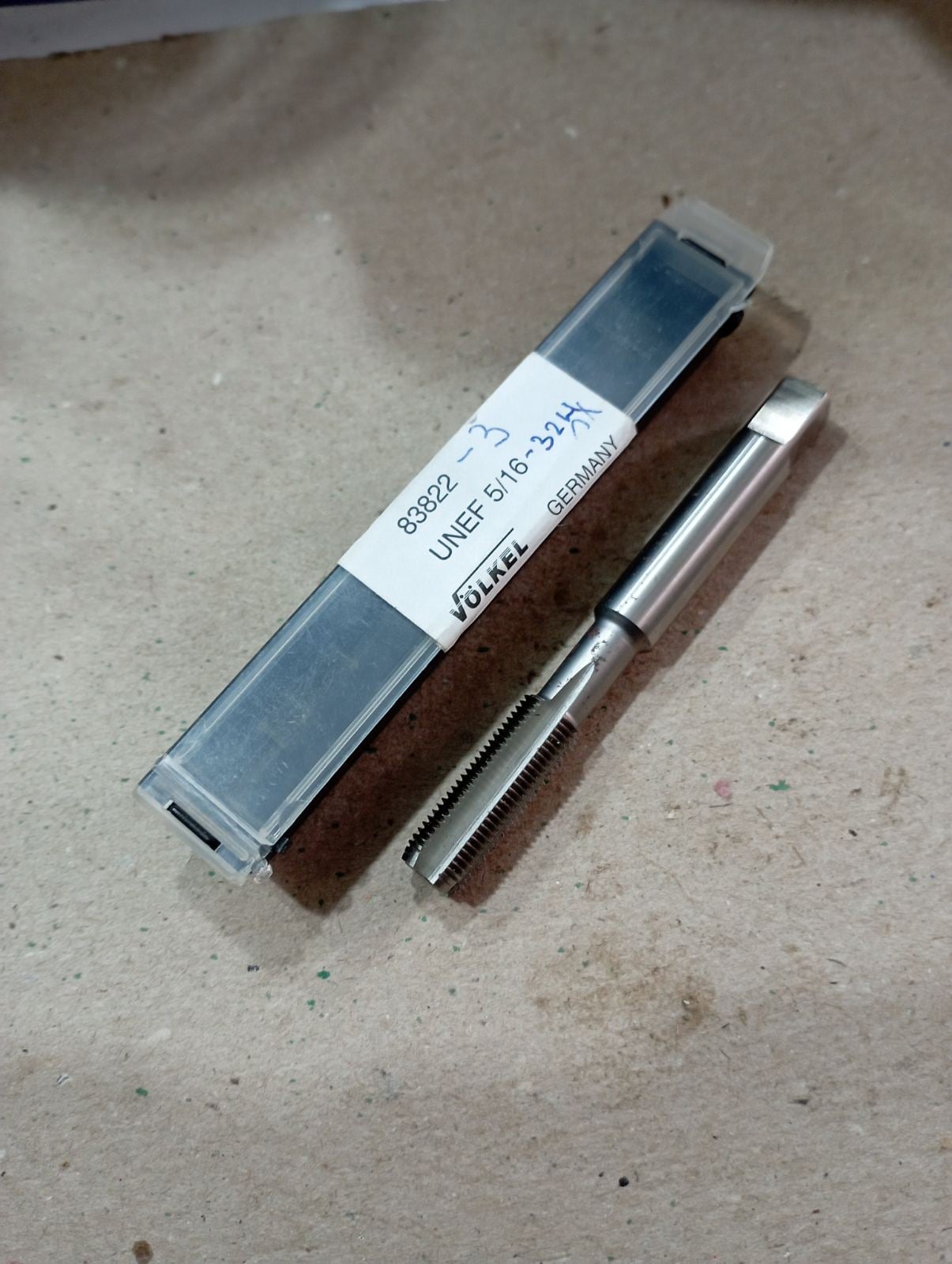 Метчик дюймовый UNEF. 5/16"-32, VOLKEL GERMANY