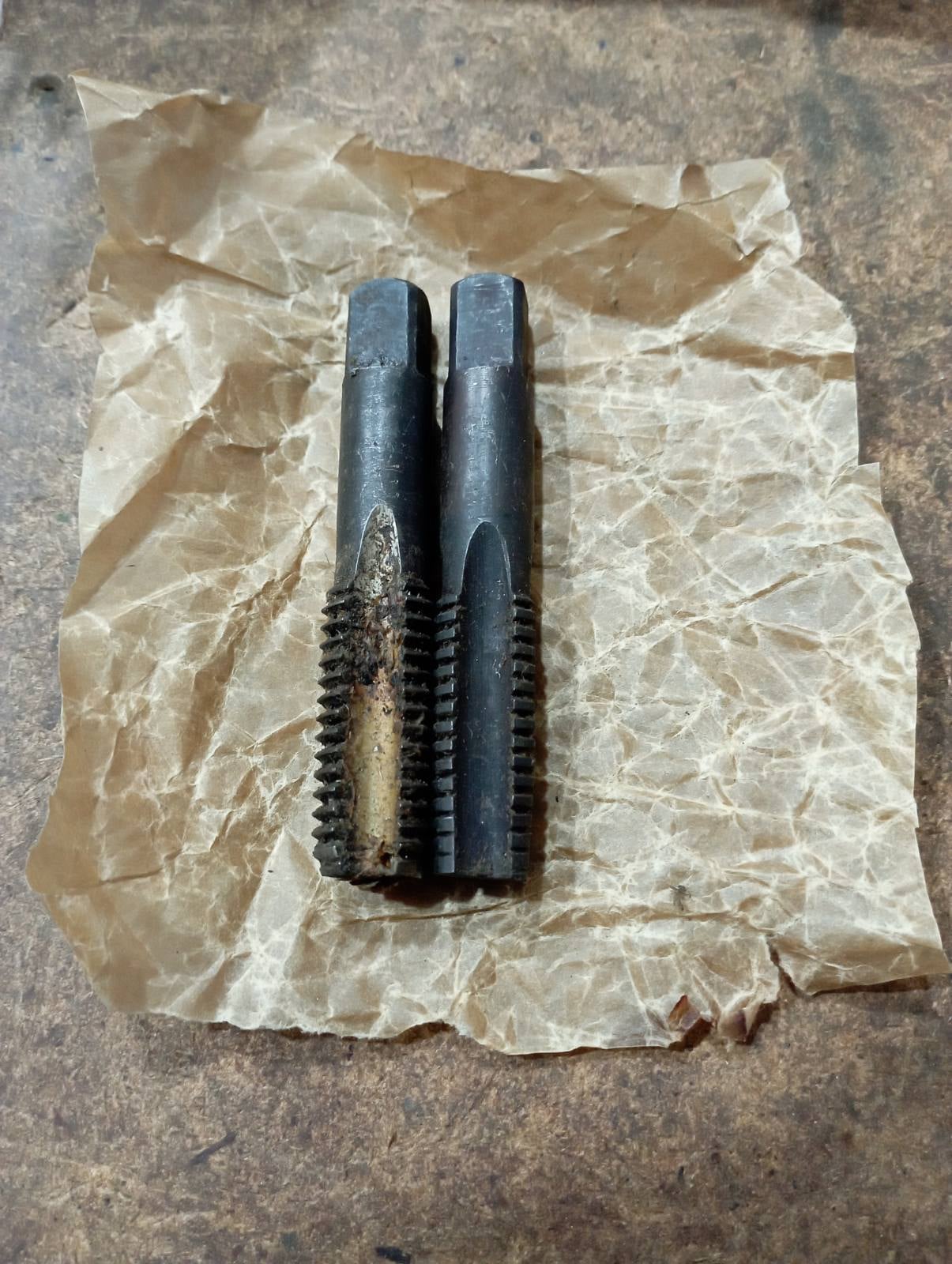 Метчик дюймовый UNC 5/8"-11, комплект, СССР