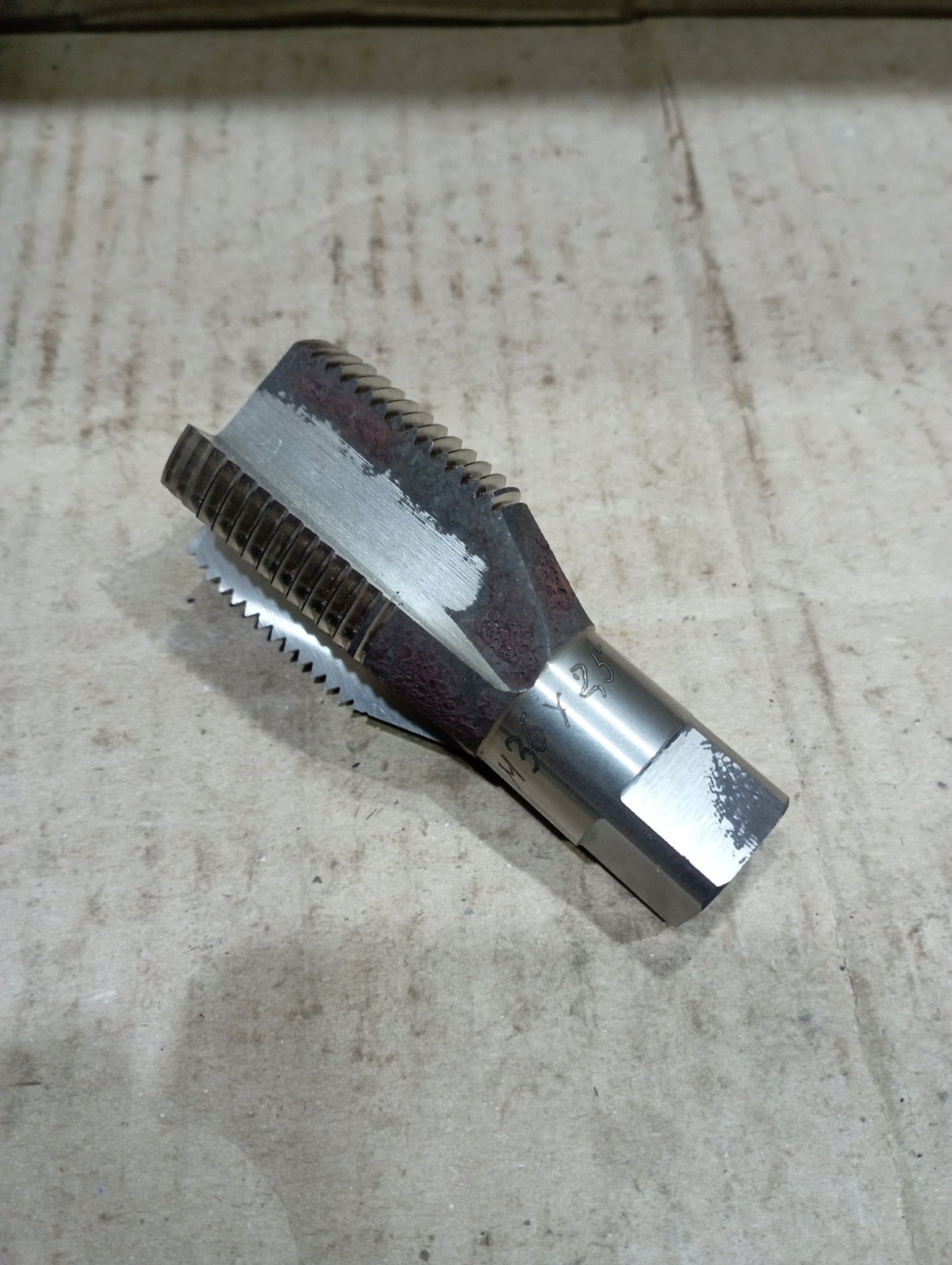 Метчик М36х2,5, глухой