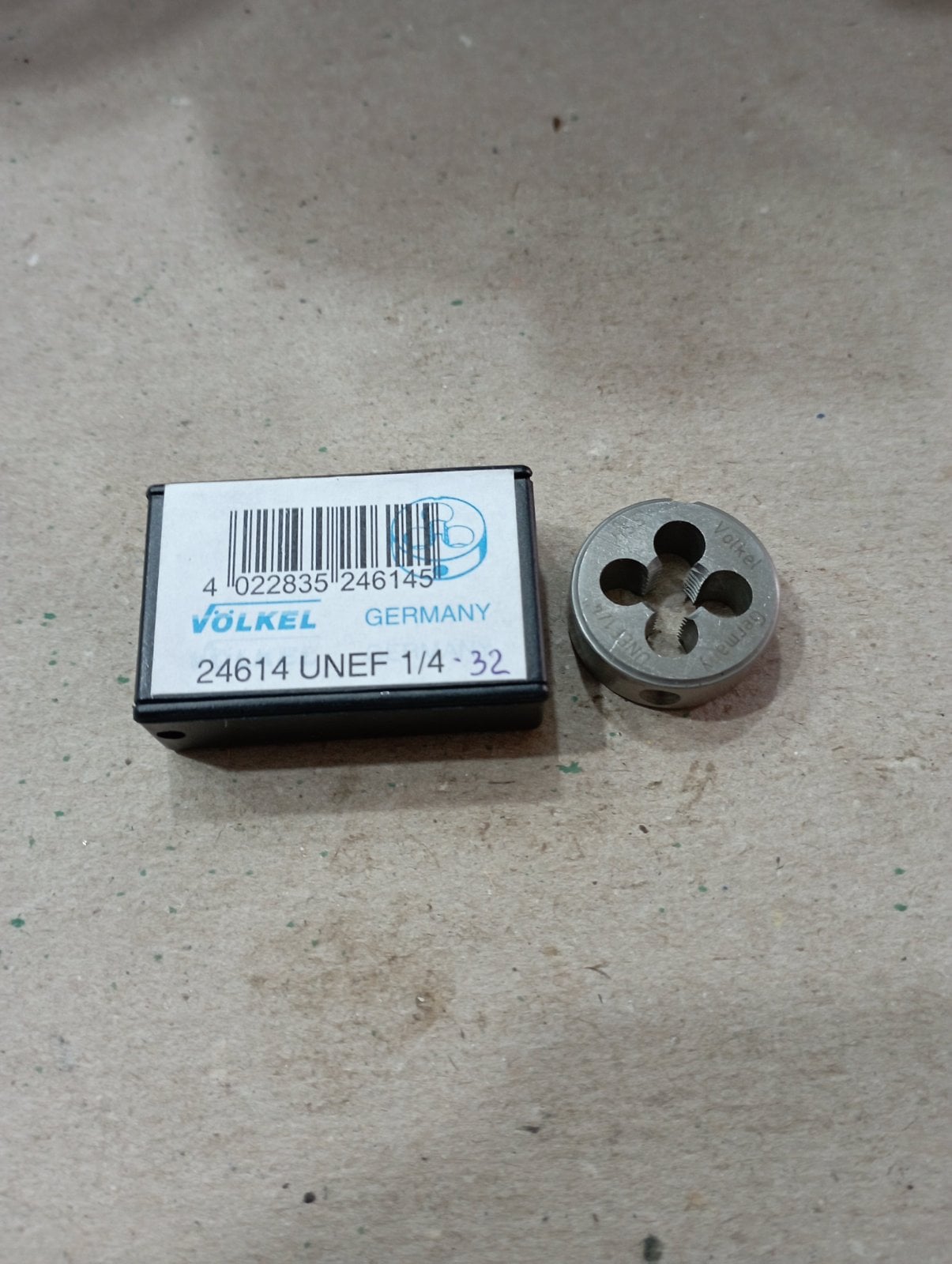Плашка дюймовая UNEF 1/4"-32